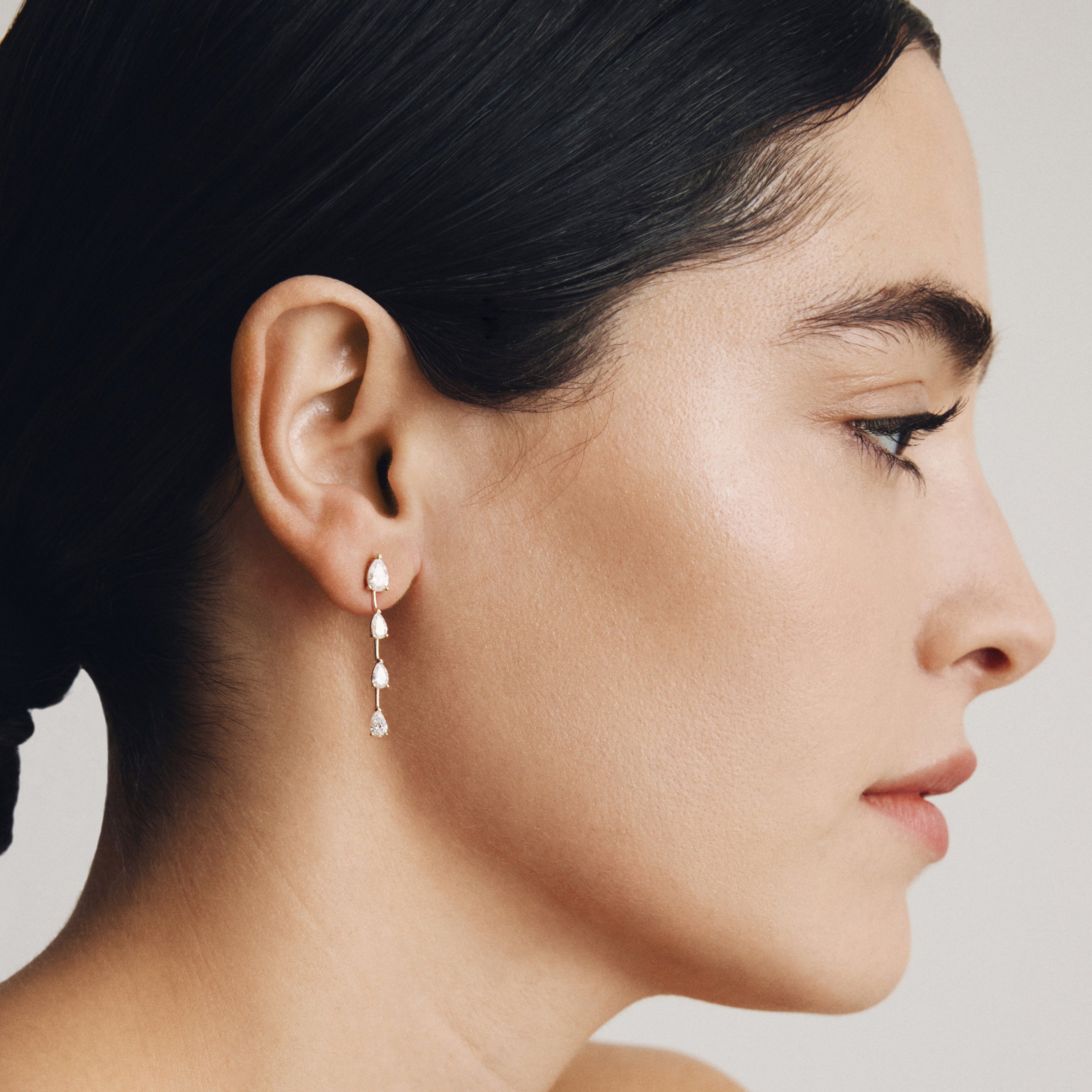 PEAR CANDY EARRINGS / WHITE